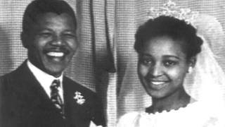 Illustration for article titled Warm, Intimate Photos of Nelson Mandela Through the Years
